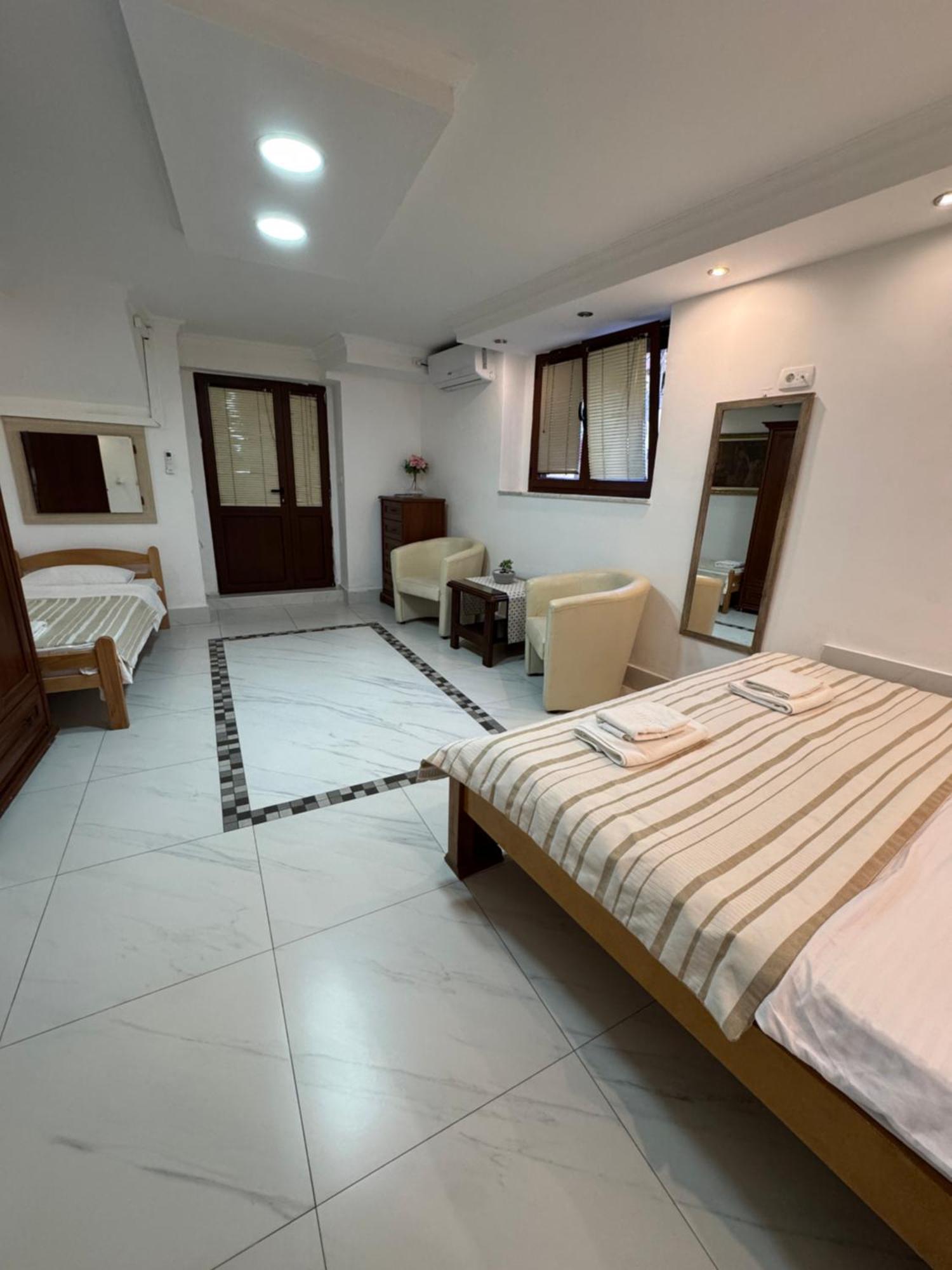 Vita Mundo Hotel コトル エクステリア 写真