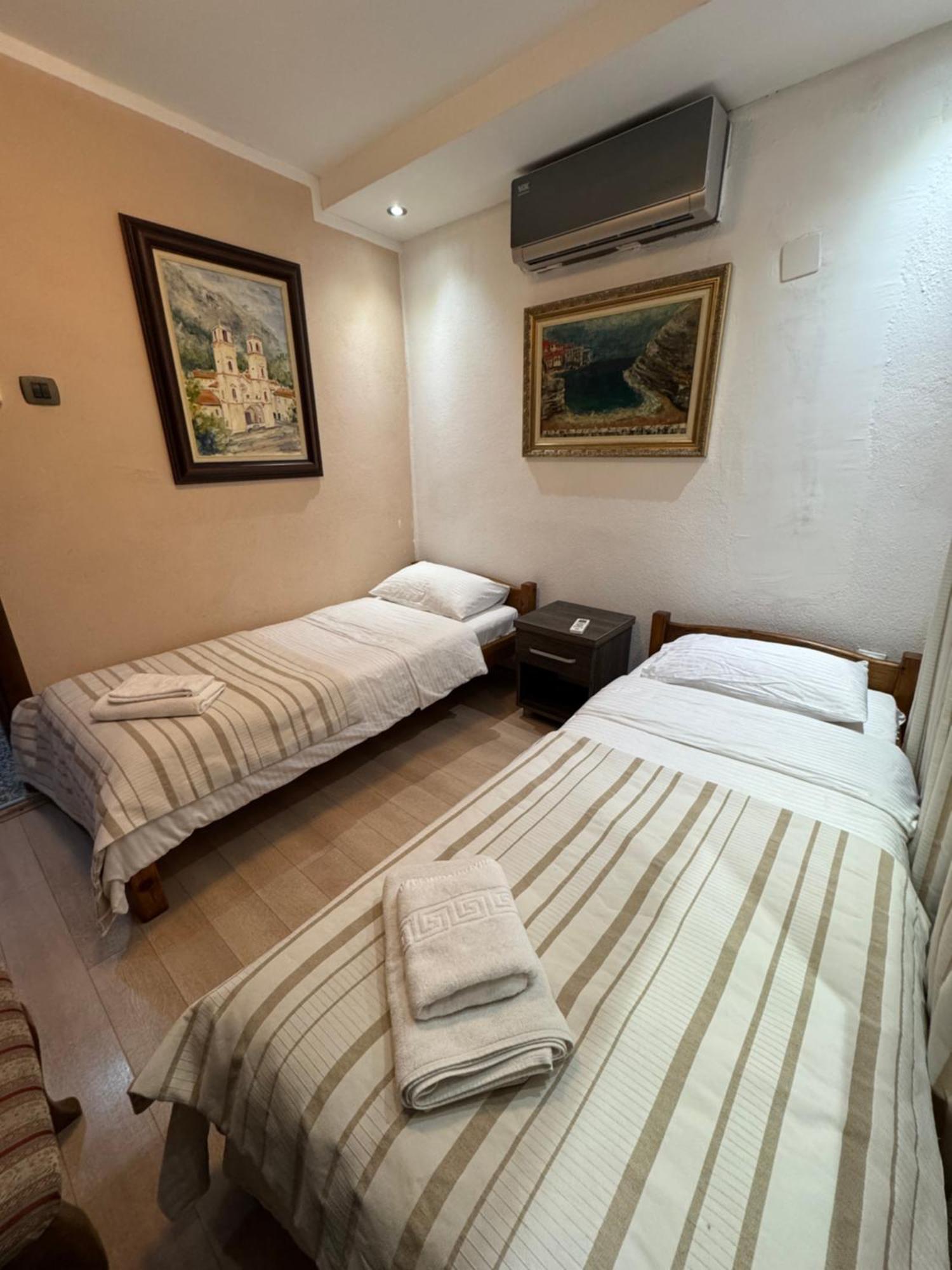 Vita Mundo Hotel コトル エクステリア 写真